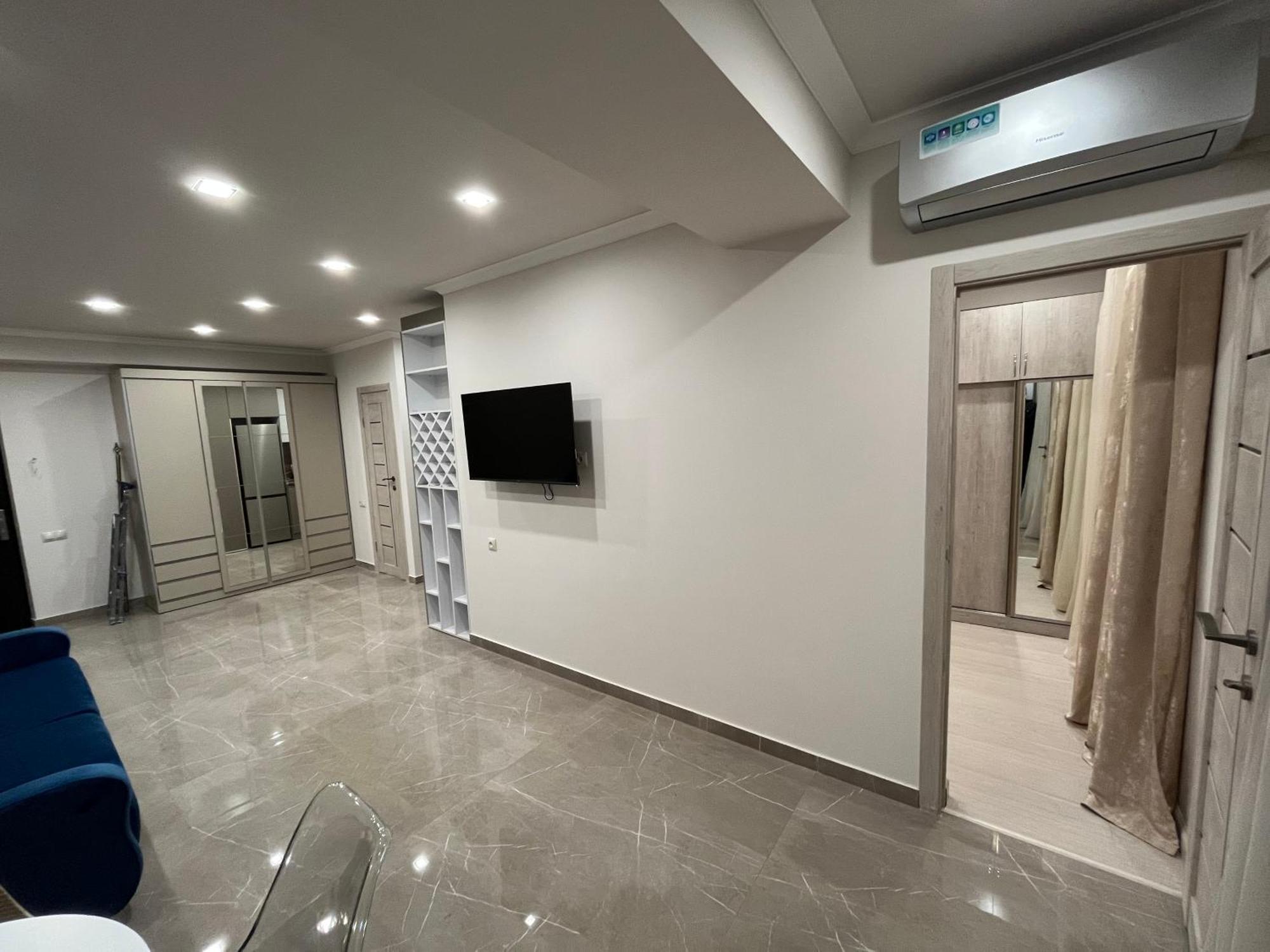 City Centre Apartment On Sakharov Square Ereván Exterior foto